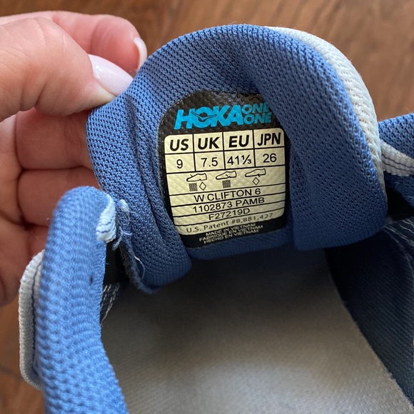 Hoka w Clifton 6 - Picture 3 of 3